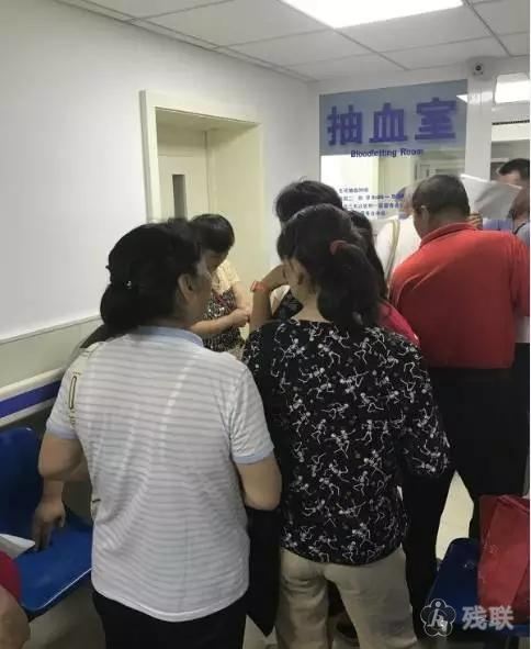 图为 体检现场