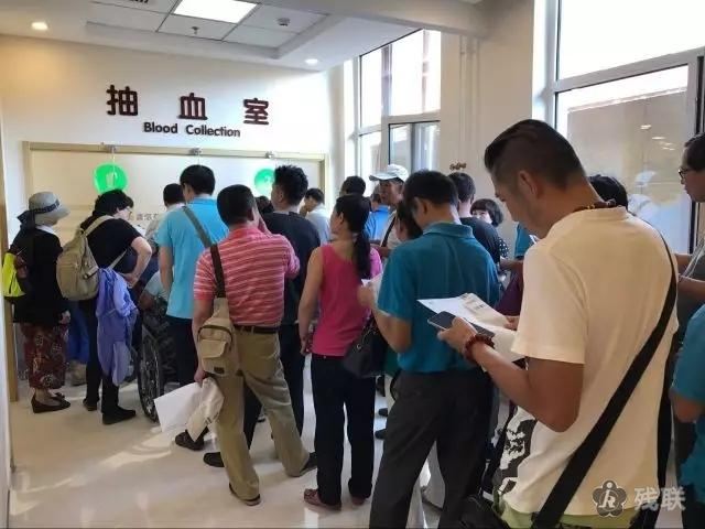 图为 体检现场