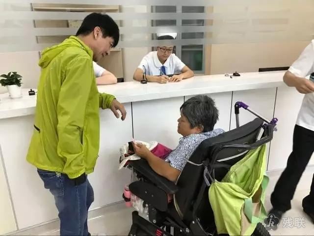图为 体检现场