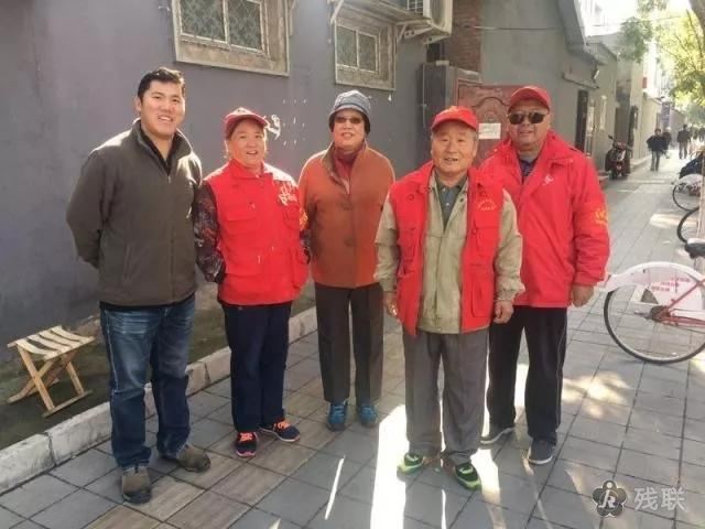 图为 值班现场