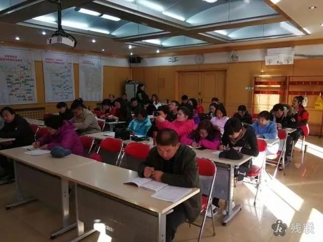 图为 培训现场