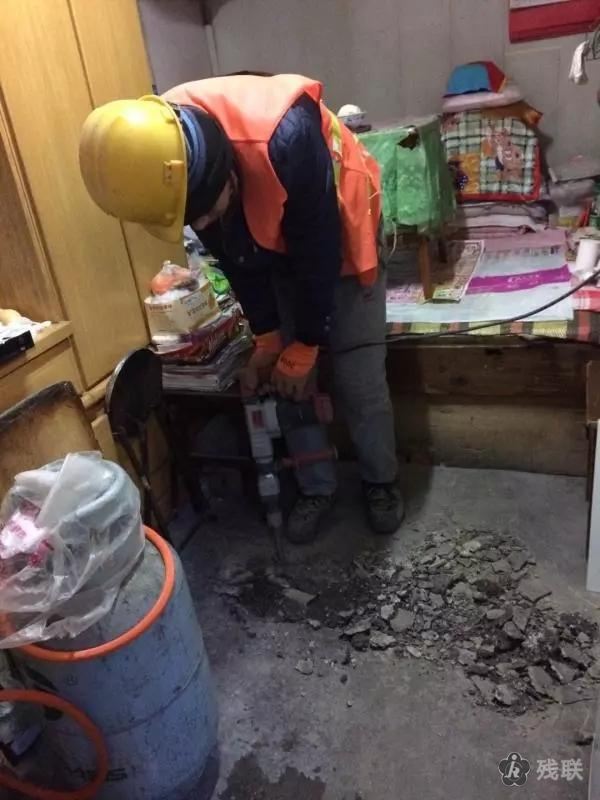 图为 工作现场