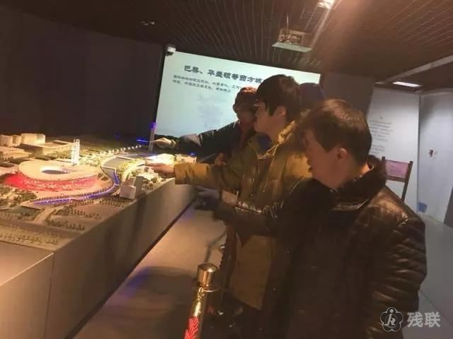 图为 参观现场