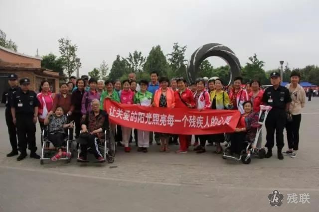 图为 活动合影