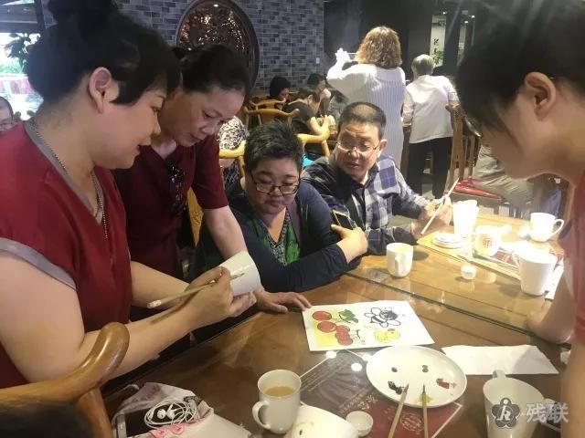 图为 活动现场