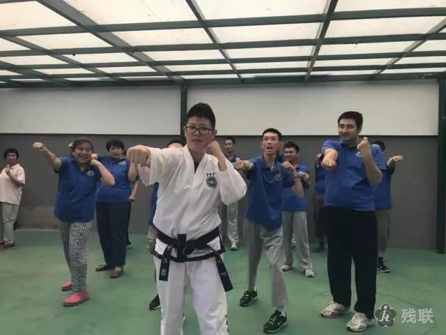 图为 活动现场