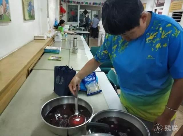 图为 制作现场