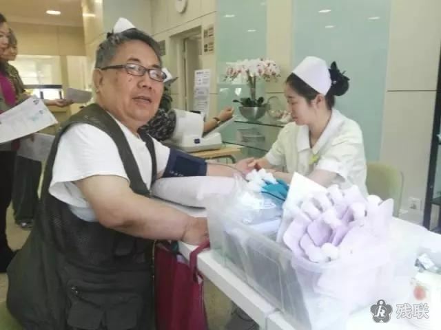 图为 体检现场