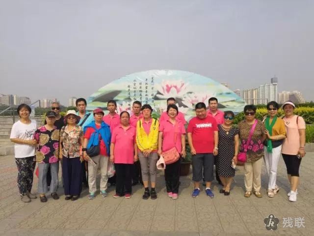图为 活动合影