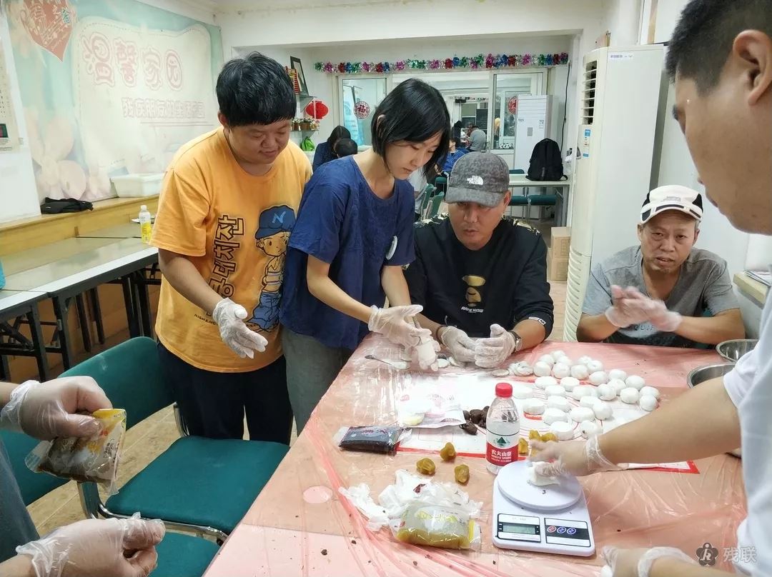 图为 活动现场