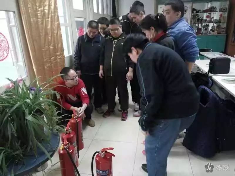 图为 培训现场