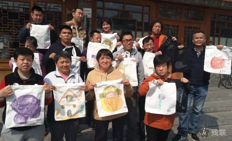 图为 活动合影