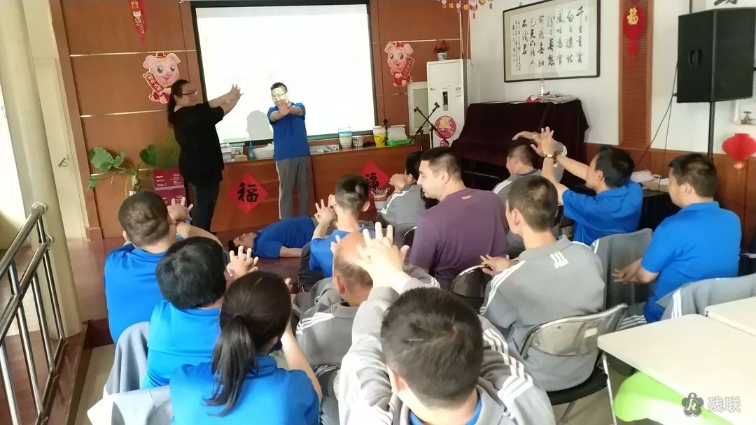 图为 活动现场