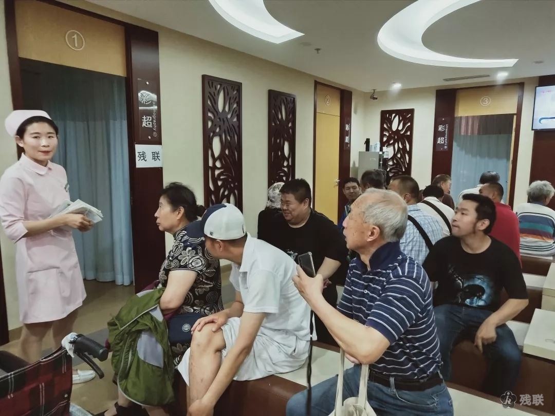图为 体检现场