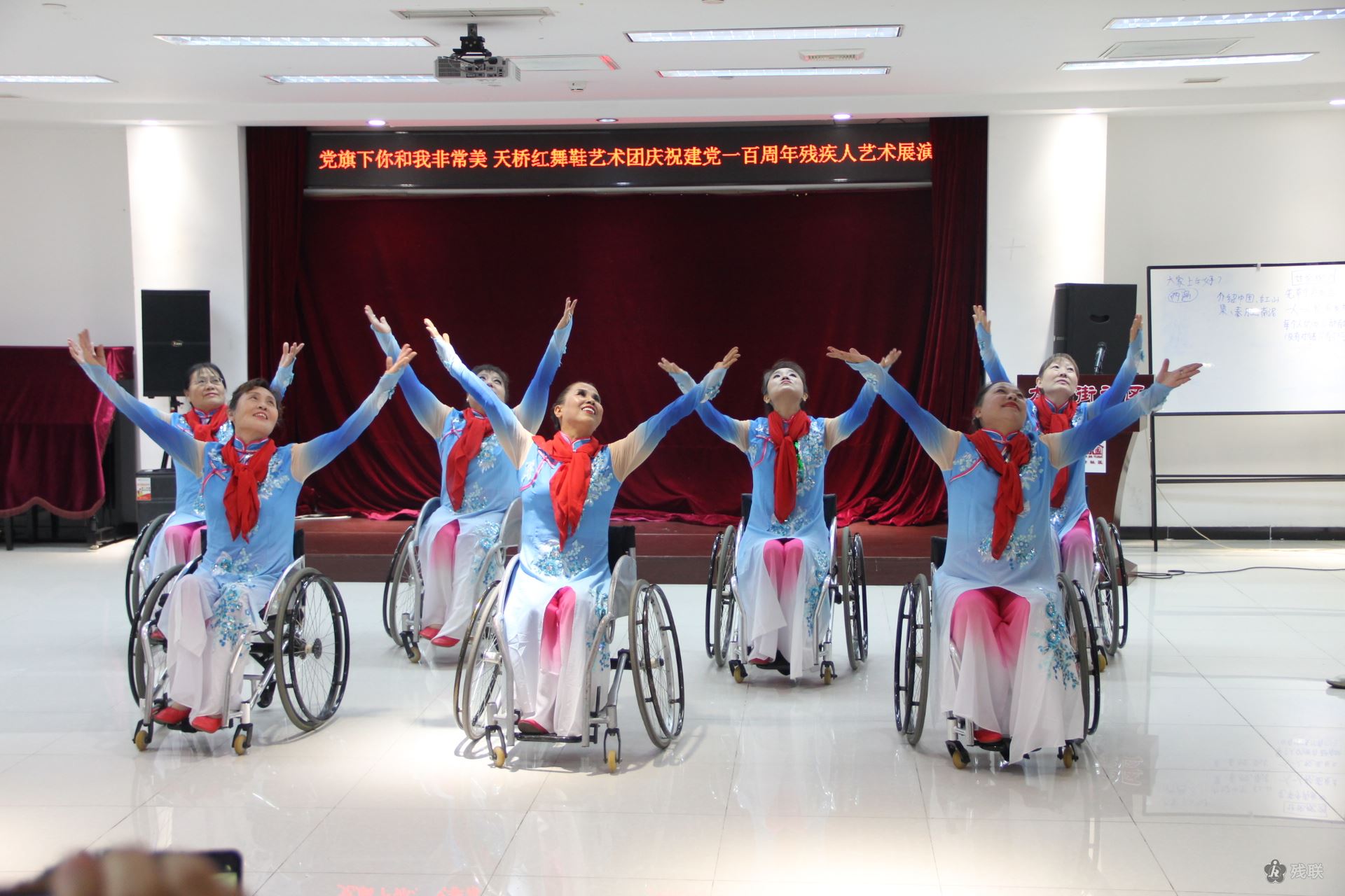 图为 活动现场