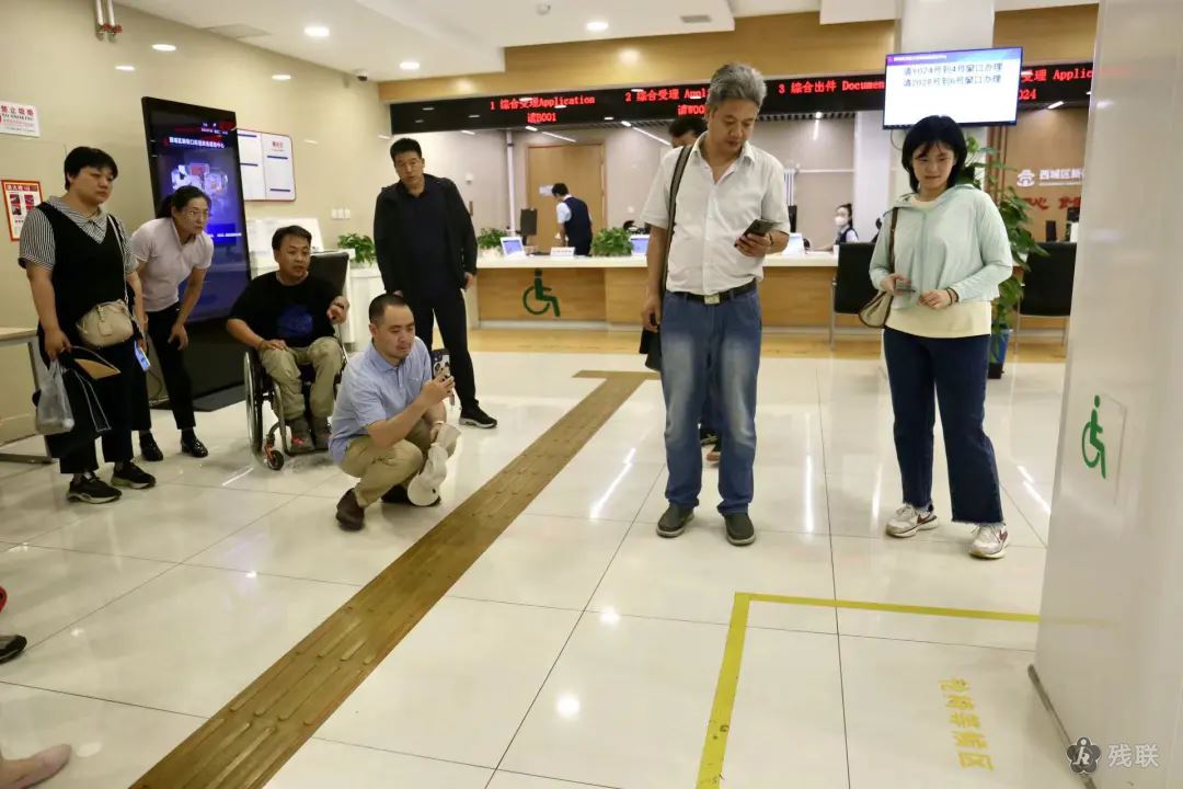 图为 检查现场