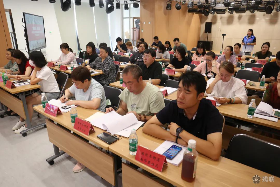 图为 培训现场