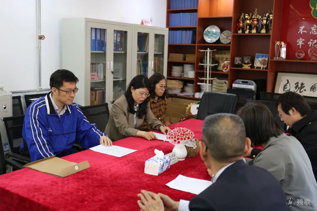 图为 检查现场