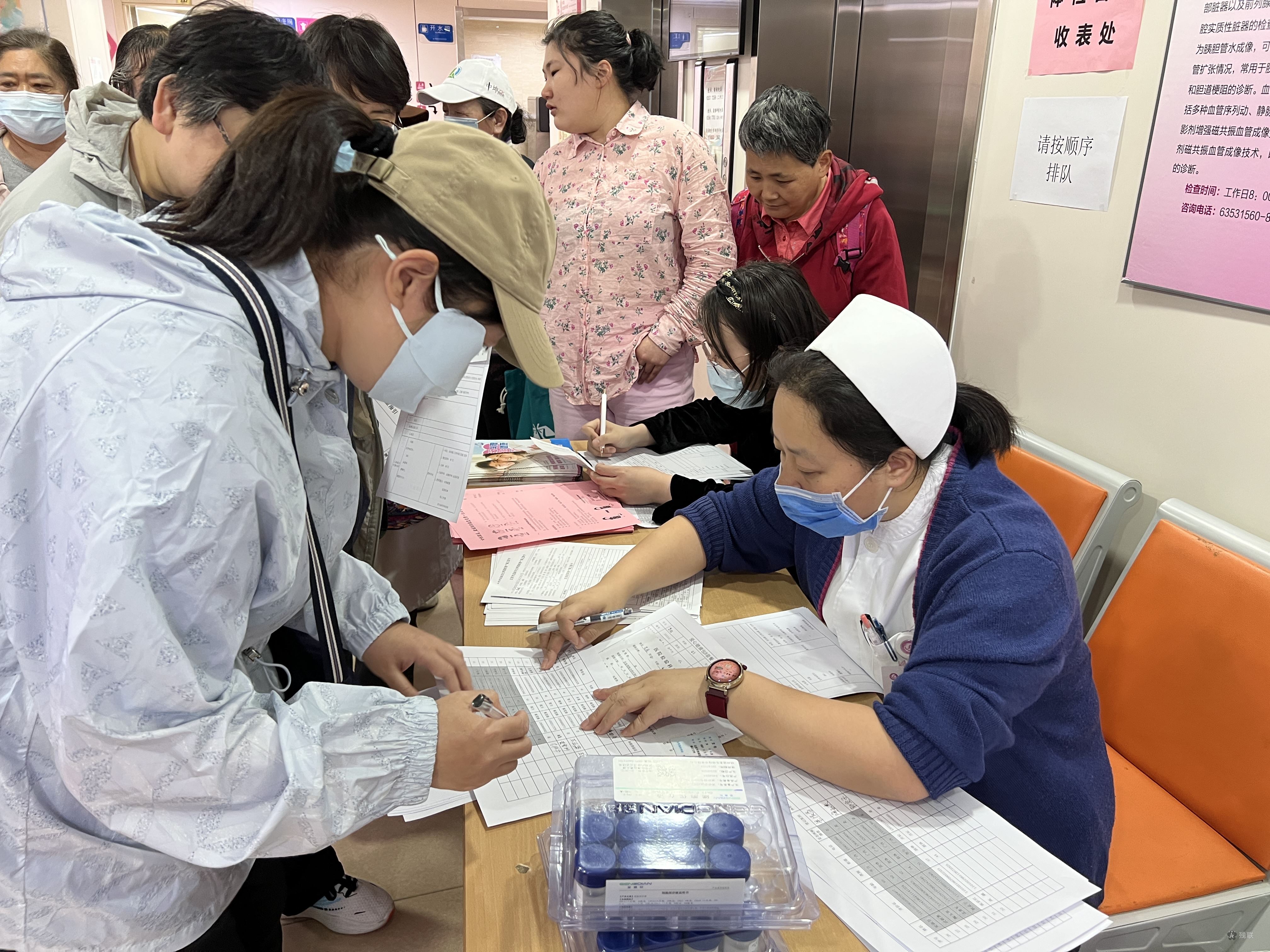 图为 活动现场
