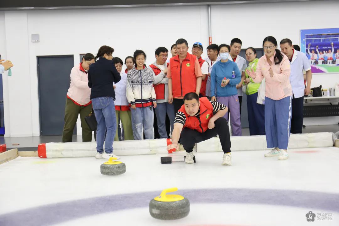 图为 活动现场