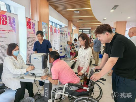 图为 活动现场